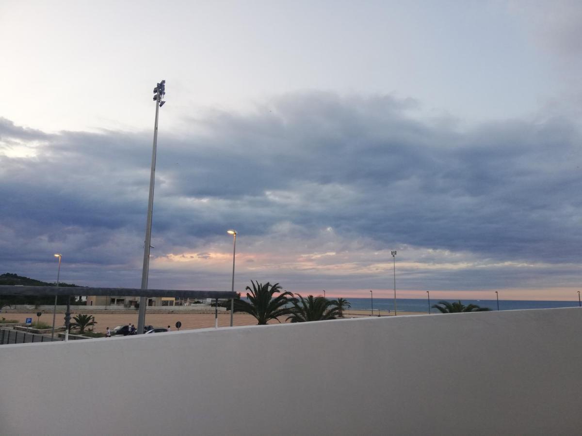 B&B Palazzo Manfredi Vieste, Fronte Mare Con Parcheggio المظهر الخارجي الصورة