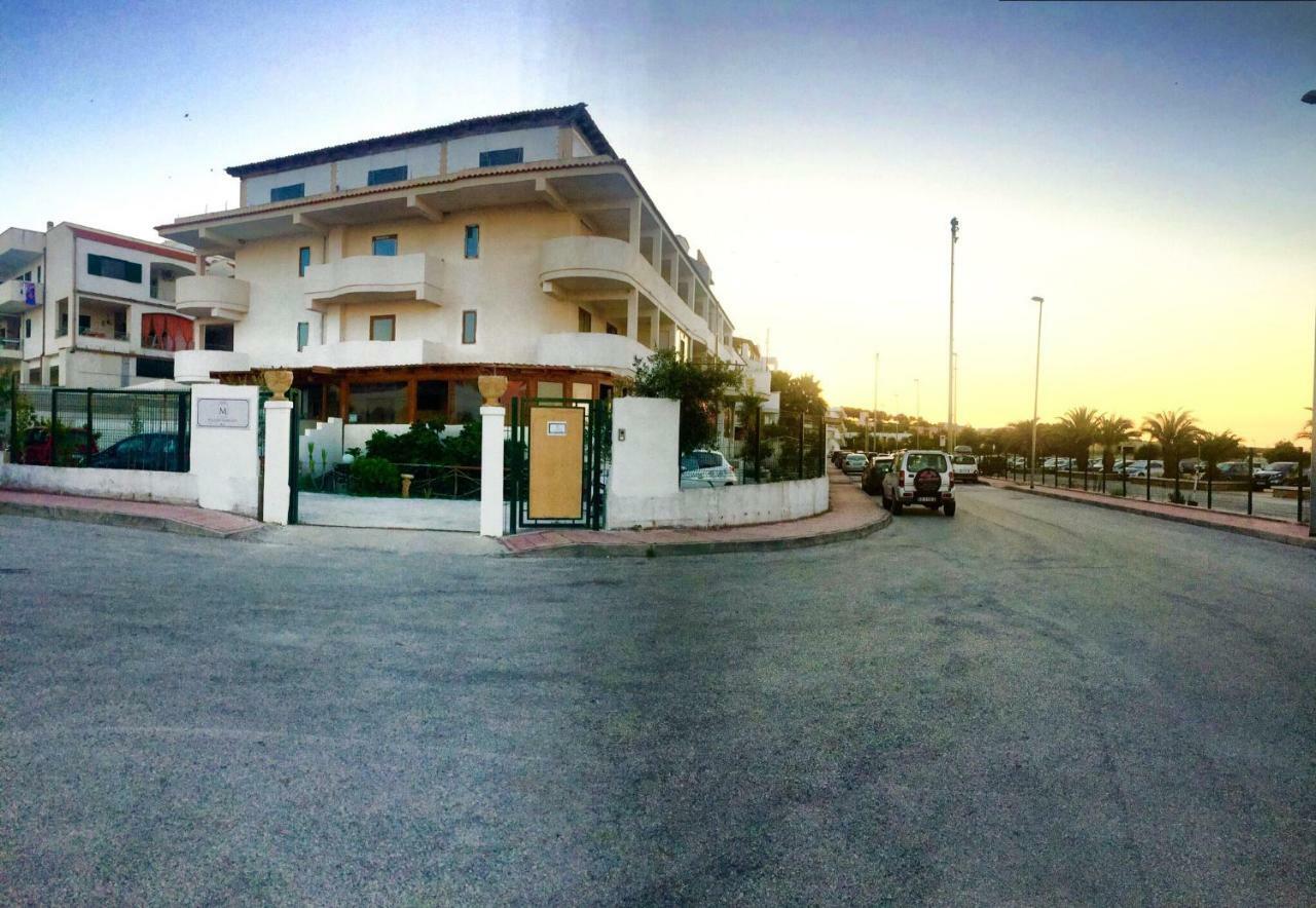 B&B Palazzo Manfredi Vieste, Fronte Mare Con Parcheggio المظهر الخارجي الصورة